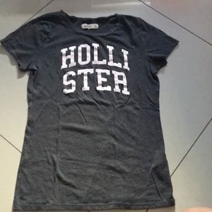Holister t-shirt